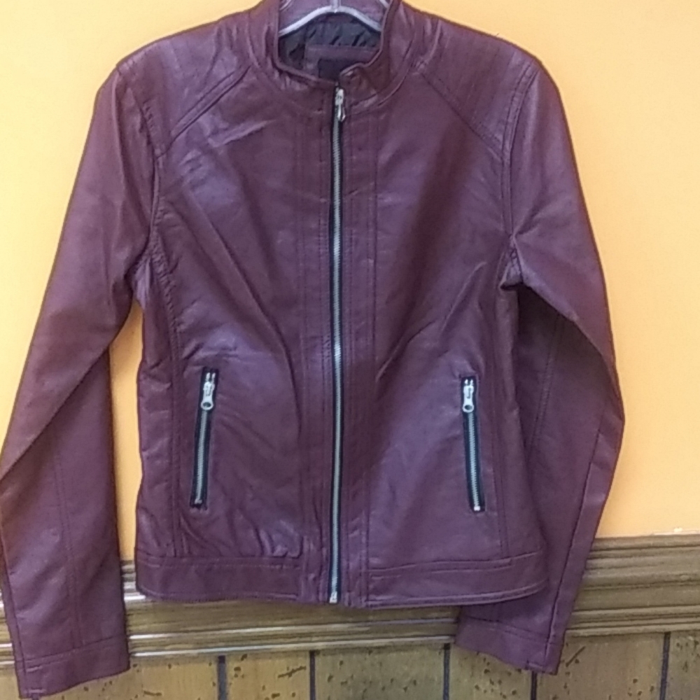 Me Jane faux leather burgundy blazer size M